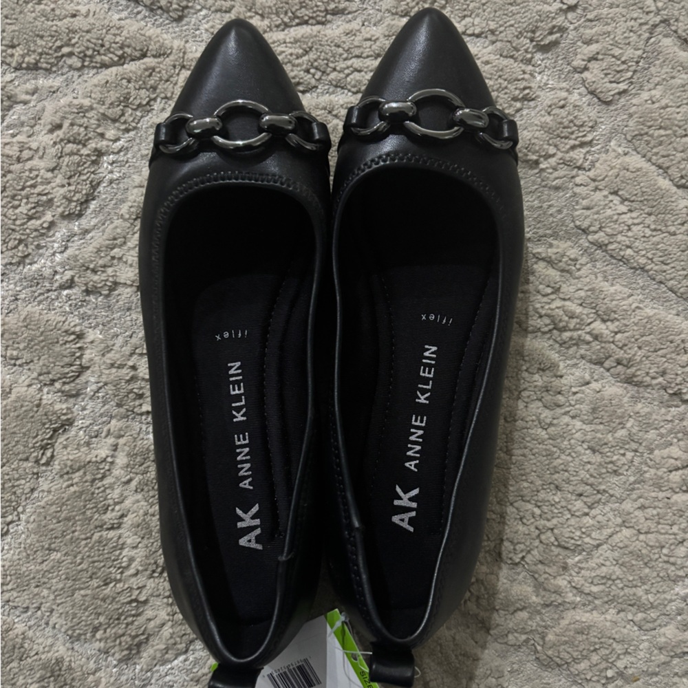 NWT Anne Klein Black Ballet Flats includes box